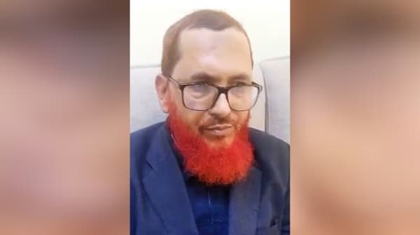 ‘টাকার ব্যাগ’ সহ ঠাকুরগাঁও জেলা জামায়াতের আমির আটক